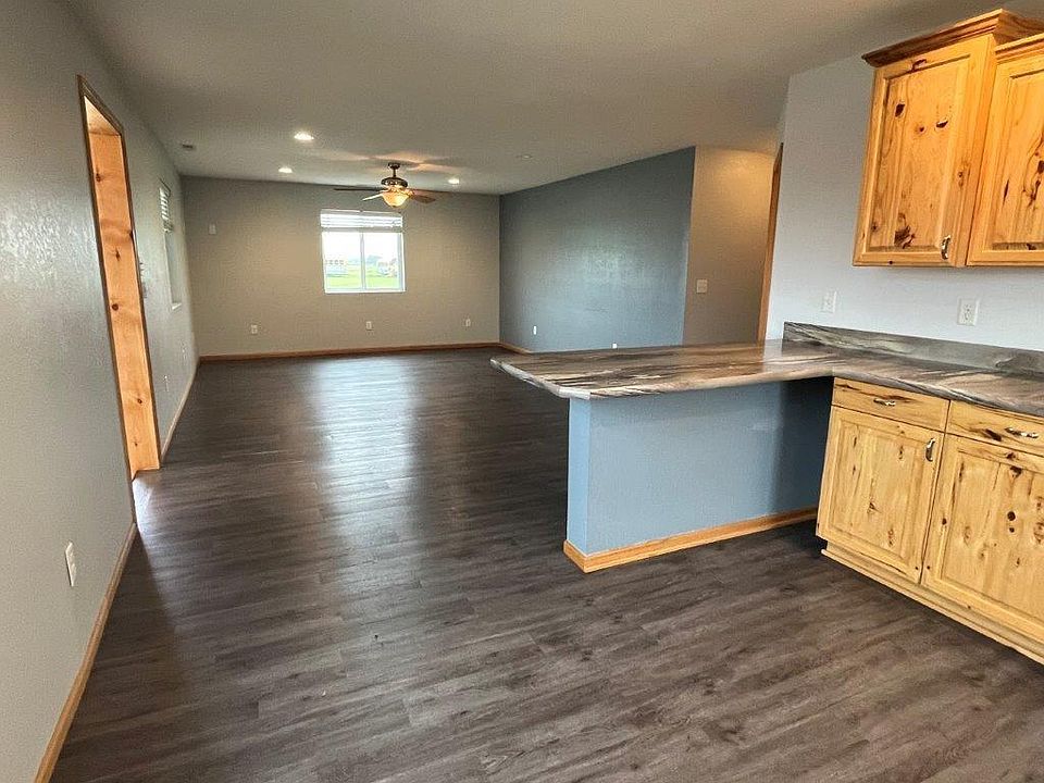 107 Sambeau Ct, Akaska, SD 57420 Zillow