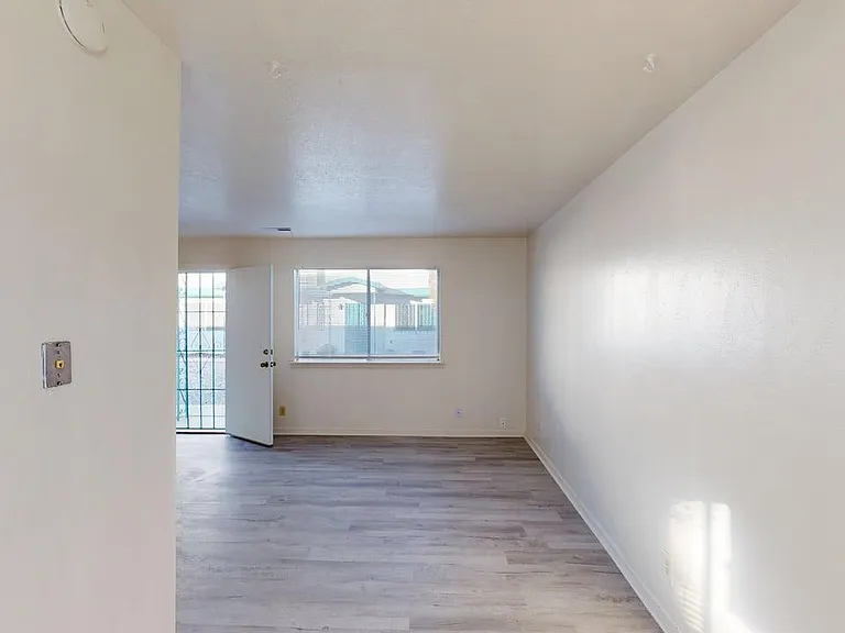Totally Renovated / Updated 2 Bed End Unit - LOADED! — Photo 15