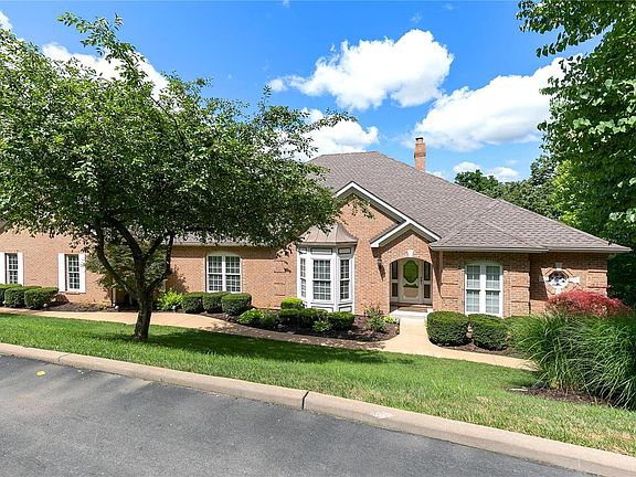 3rd image of 3027 Carverview Ct