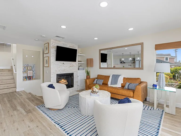 579 Hygeia Ave #A — Photo 9