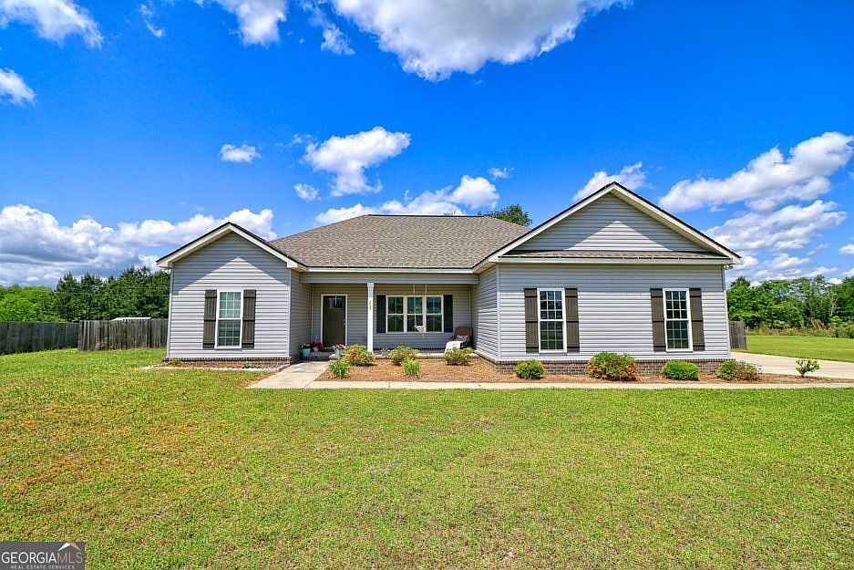 1st image of 205 Tavern Ln