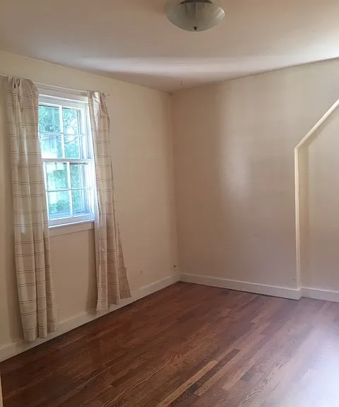 715 Churchill Dr — Photo 17
