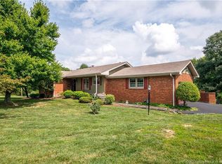 58 Hilltop Rd, Floyds Knobs, IN 47119