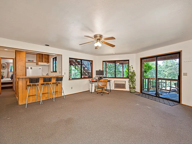 16832 Alice Way — Photo 5