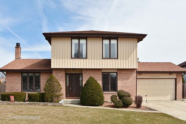1st image of 15329 Oxford Dr