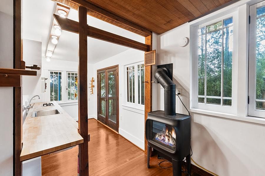 1st image of 5075 22nd Ave NE