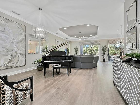 5th image of 19561 Estero Pointe LN
