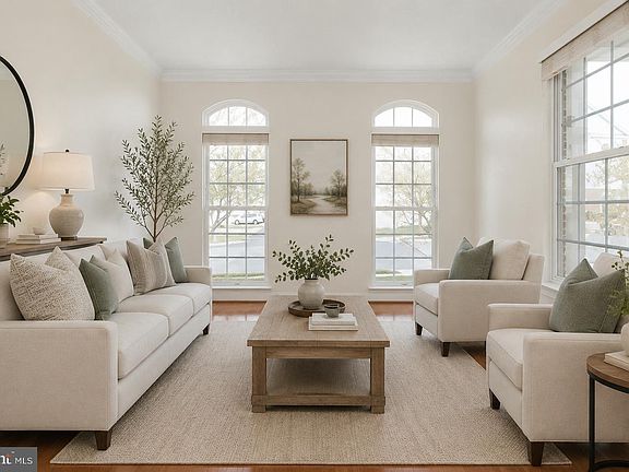 3rd image of 13583 Elysian Dr