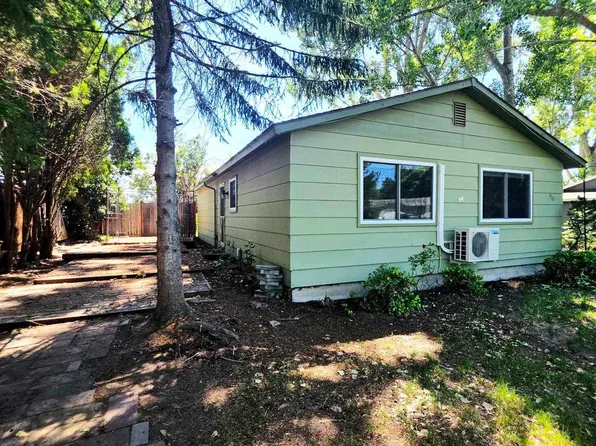 910 Harmon Way, Middleton, ID 83644