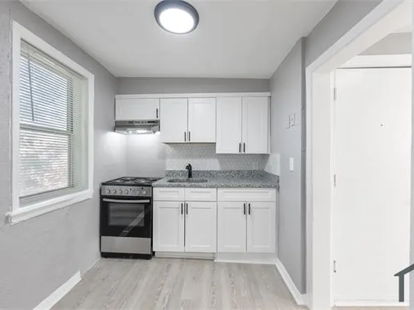 3909 Penhurst Ave #A, Baltimore, MD 21215