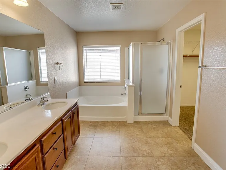 11741 Marina Grande Ct — Photo 35