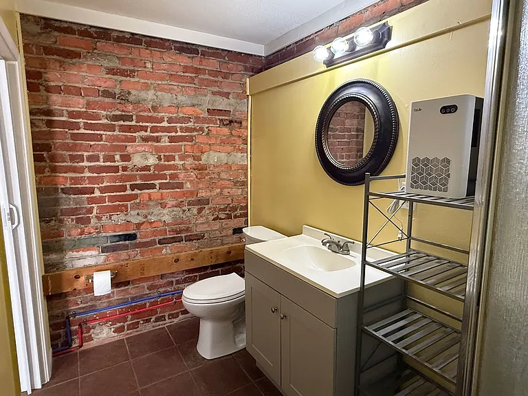 822 Georgia Ave — Photo 11
