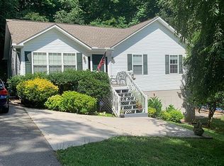 351 Cove Cir, Caryville, TN 37714