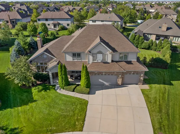 21626 Skyway Dr, Mokena, IL 60448