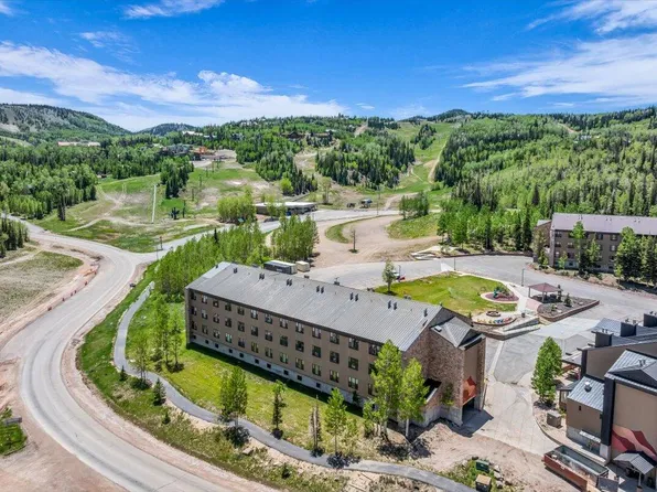 223 Hunter Ridge Rd #B123, Brian Head, UT 84719