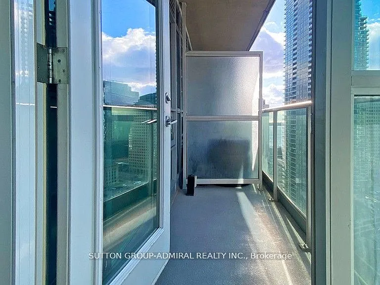18 Yonge St #2701 — Photo 32
