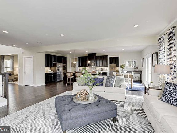 3rd image of 17148 Belle Isle Dr