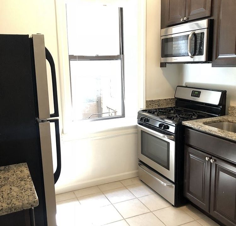 1st image of 3242 33rd St APT A4