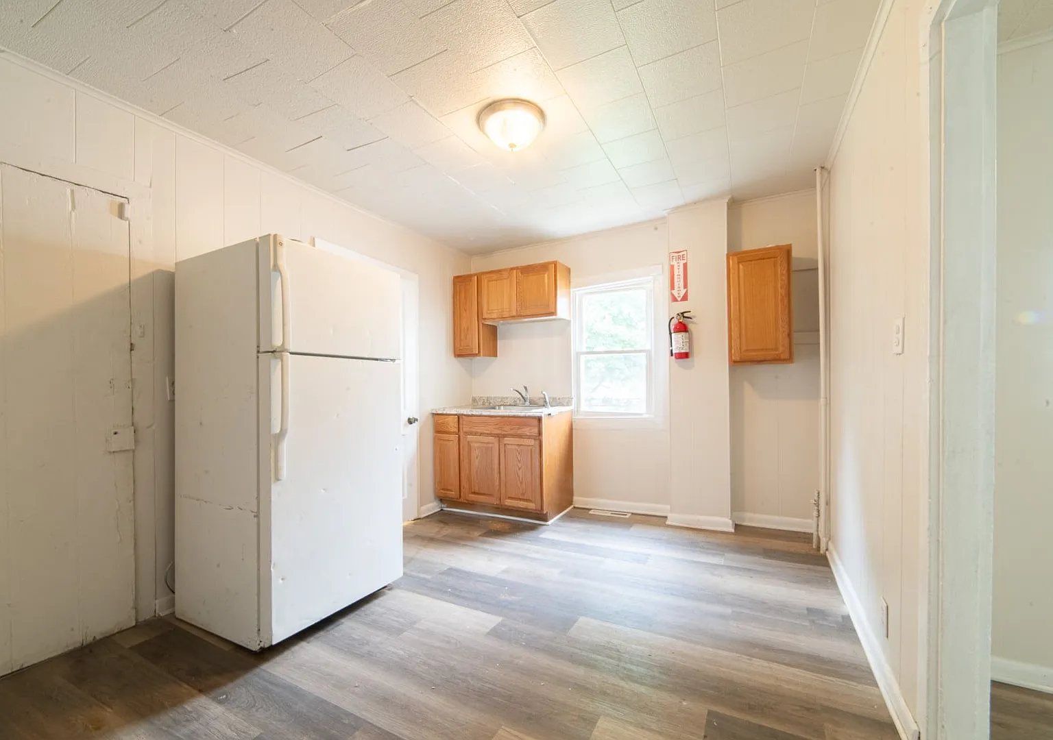 316 E Pine St — Photo 3