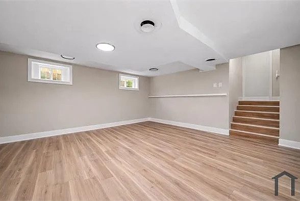 14137 Greenwood Rd #2 — Photo 2