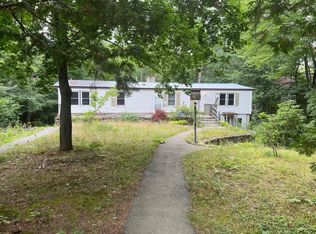 35 Highland St, Rochester, NH 03868