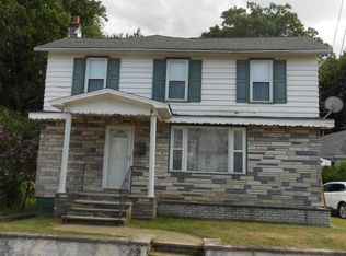 42 Mill St, Luzerne, PA 18709