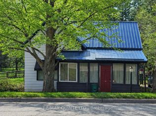 163 Main St, Deseronto, ON K0K1X0