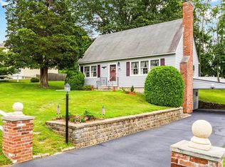119 Elm St, Branford, CT 06405