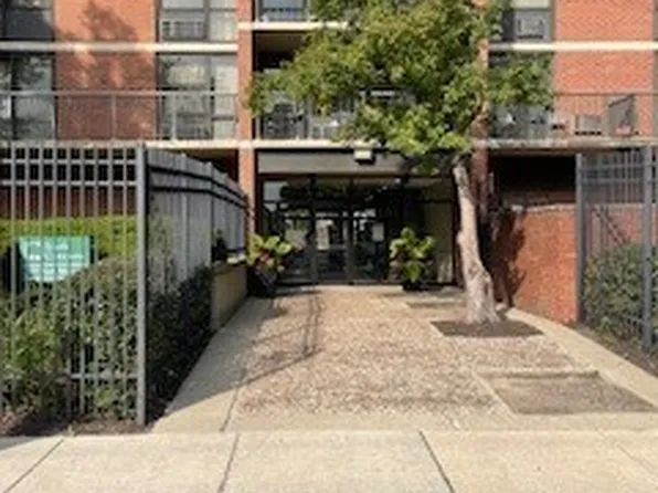 2921 S Michigan Ave APT 405, Chicago, IL 60616