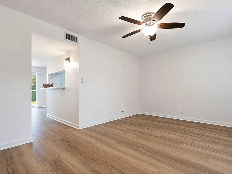 11002 Hammerly Blvd #134 — Photo 4