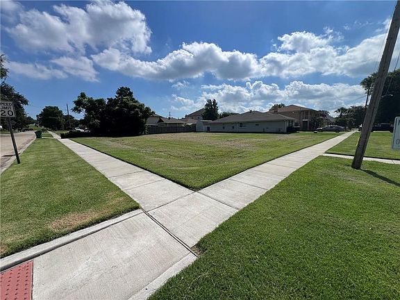 5th image of 36B Avron Blvd