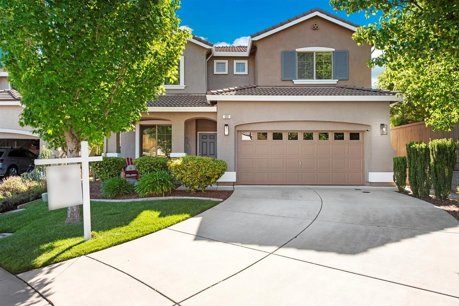 332 Alsace Ct photo 1