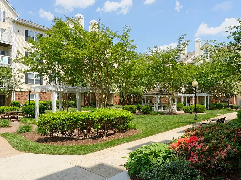 Courtyard with landscaped greenspace