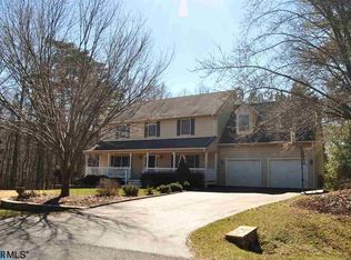 46 Hickory Ln, Barboursville, VA 22923