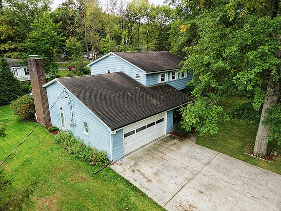 2nd image of 2601 Holland Ave