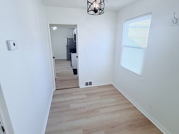 4th image of 4218 W 143rd St