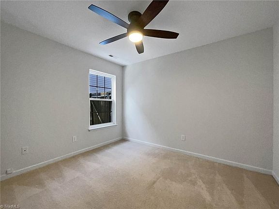 5th image of 5430 Sky Hill Dr