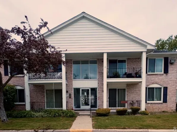 14210 Camelot Dr, Sterling Heights, MI 48312