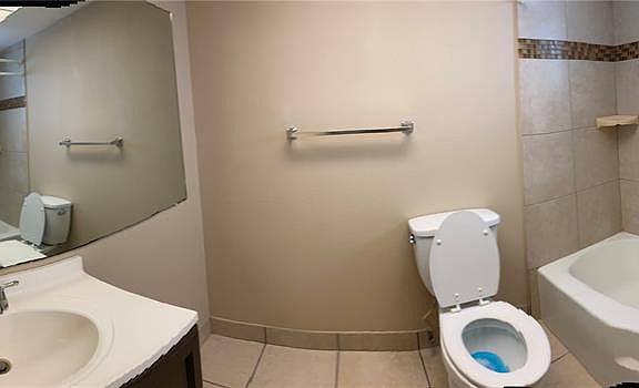 5th image of 215 Valencia Blvd APT 303