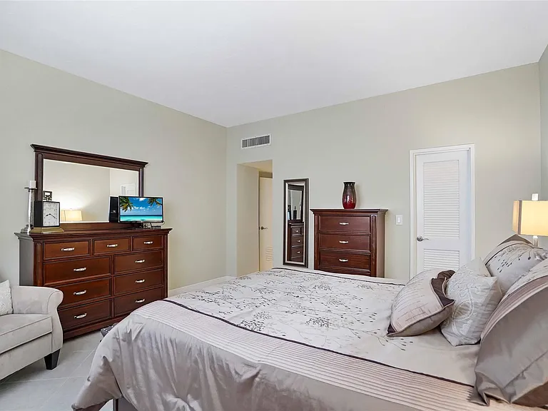 4250 Galt Ocean Dr #PHB — Photo 23