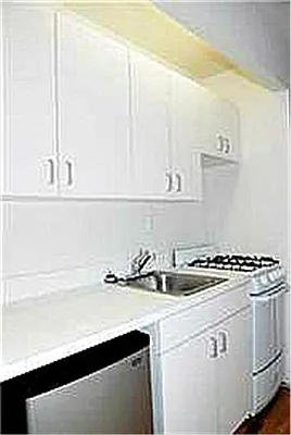 Rented by Buchbinder & Warren | media 15