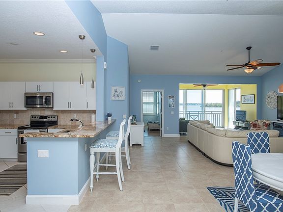 4th image of 1890 Tarpon Ln APT 303