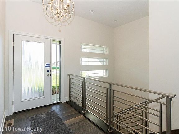 2nd image of 5325 Kelsey Dr