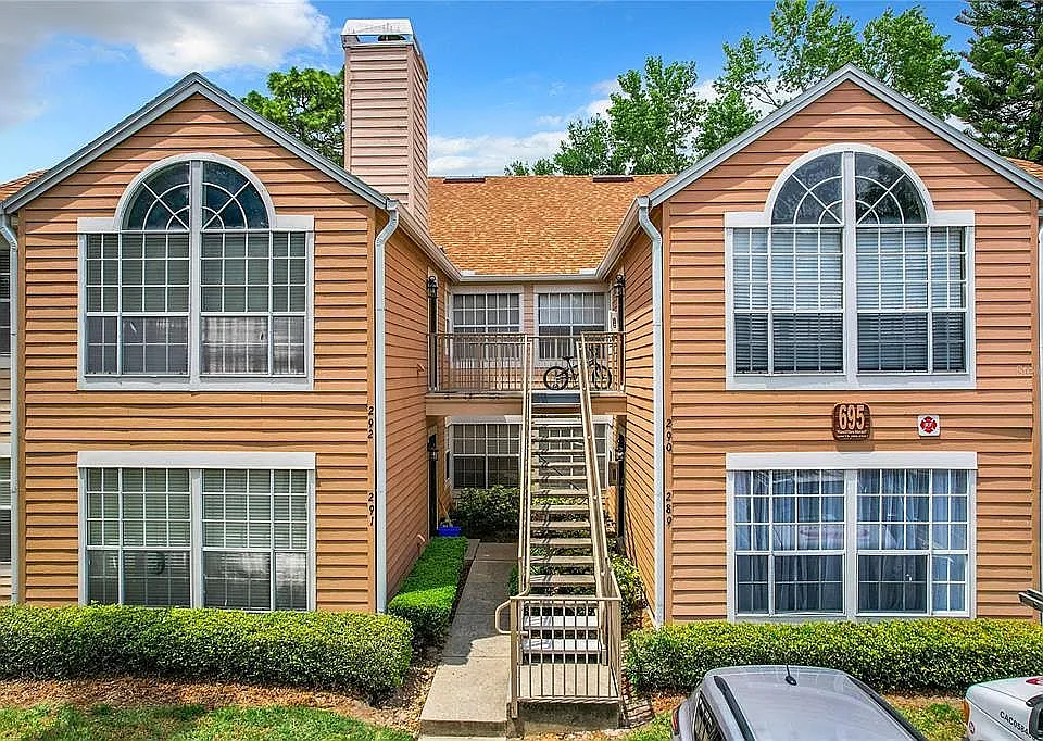 662 Youngstown Pkwy #212