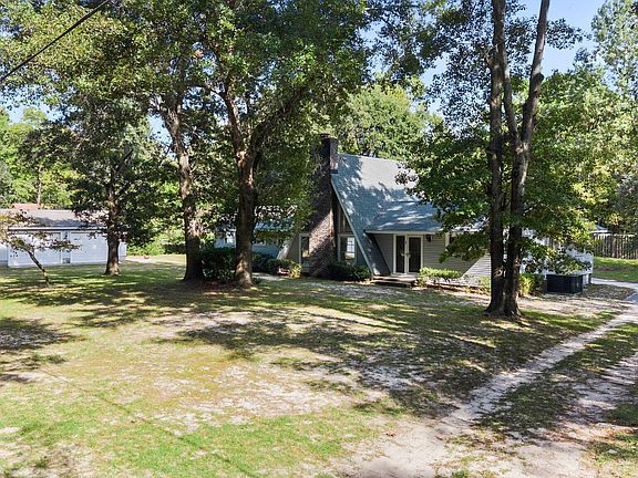 4th image of 220 Brockway Road