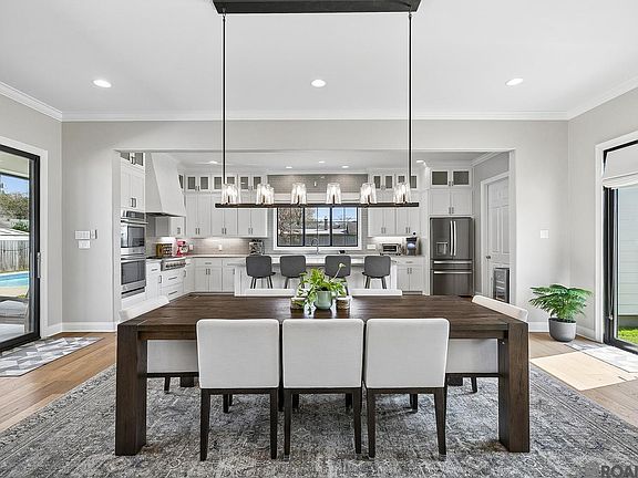 5th image of 1713 Longwood Dr