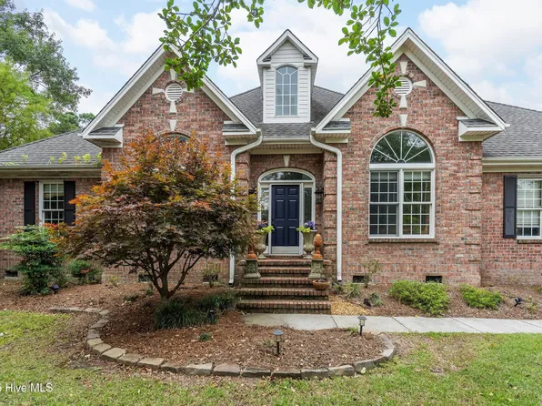 110 Captains Lane, Sneads Ferry, NC 28460