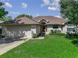 2617 Briton Dr, Bryan, TX 77802
