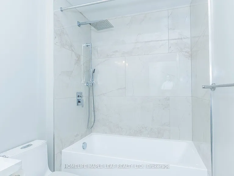 7400 Markham Rd #517 — Photo 22
