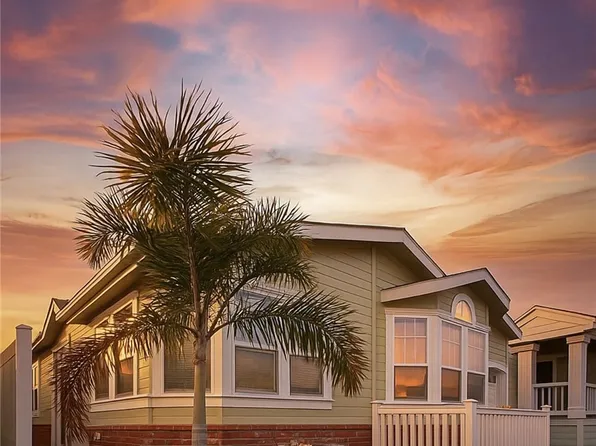 16451 Makaha Ln, Huntington Beach, CA 92649